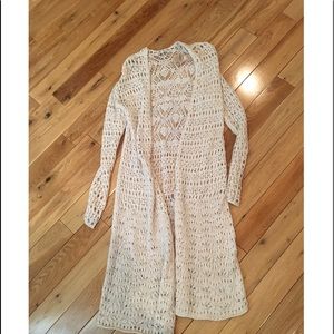 American eagle cream cardigan